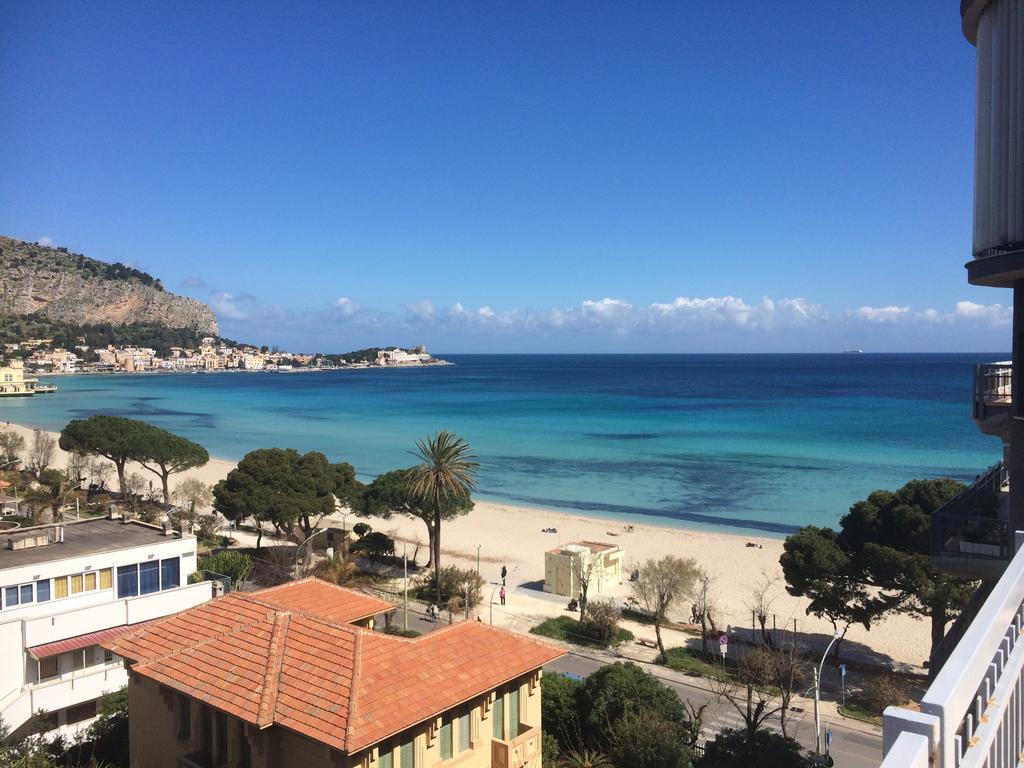 Mondello Luxury Apartment On The Beach Dış mekan fotoğraf