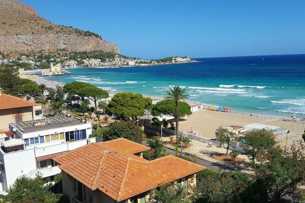 Mondello Luxury Apartment On The Beach Dış mekan fotoğraf