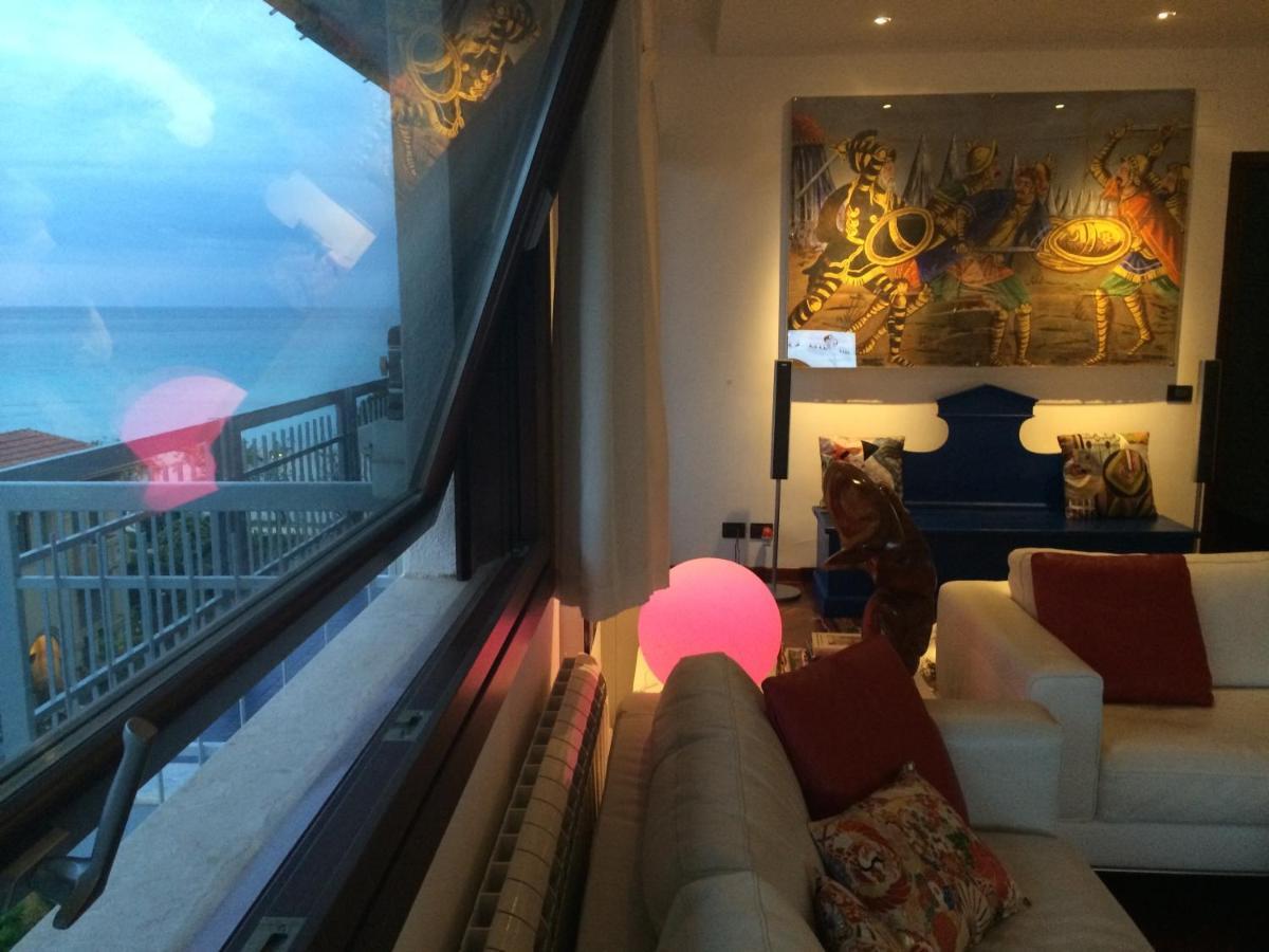 Mondello Luxury Apartment On The Beach Dış mekan fotoğraf